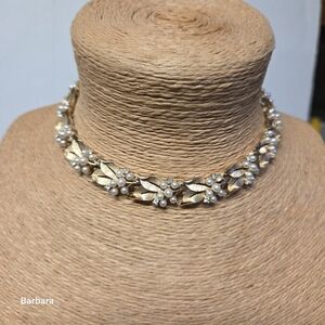 Vintage Trifari Brushed Gold-tone Leaves with Faux Pearl/Crystal Necklace